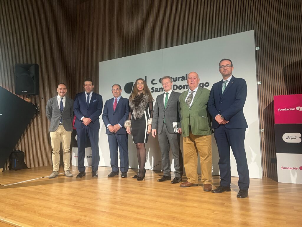 Fundación CB e Ibercaja presentan el “Informe sobre la agricultura y la ...