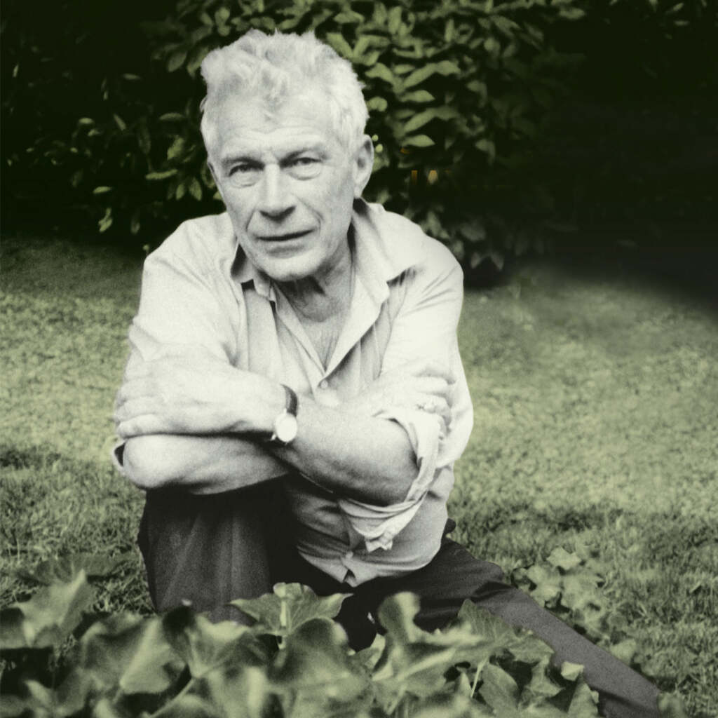 Presentación libro "Mientras quede una rosa" Javier Morales